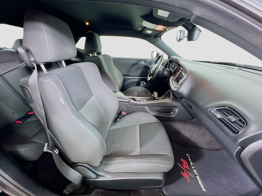Used 2019 Dodge Challenger R/T RWD image 30