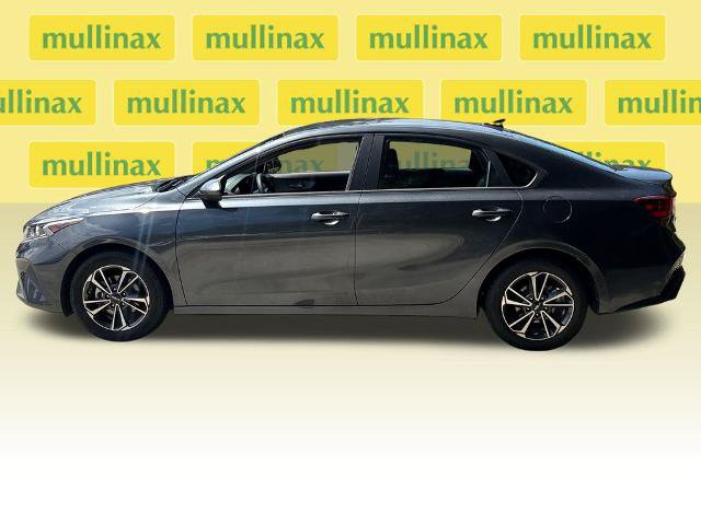 Used 2024 Kia Forte LXS FWD image 11