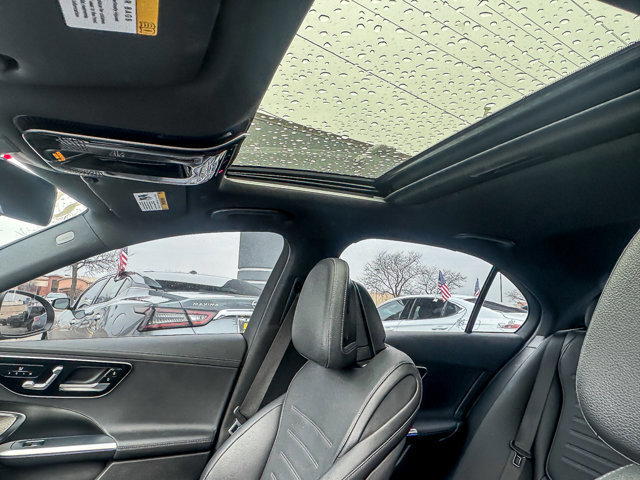 Used 2022 Mercedes-Benz C 300 C 300 image 11