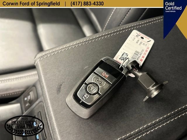 Certified 2025 Ford Bronco Badlands AWD/4WD image 21