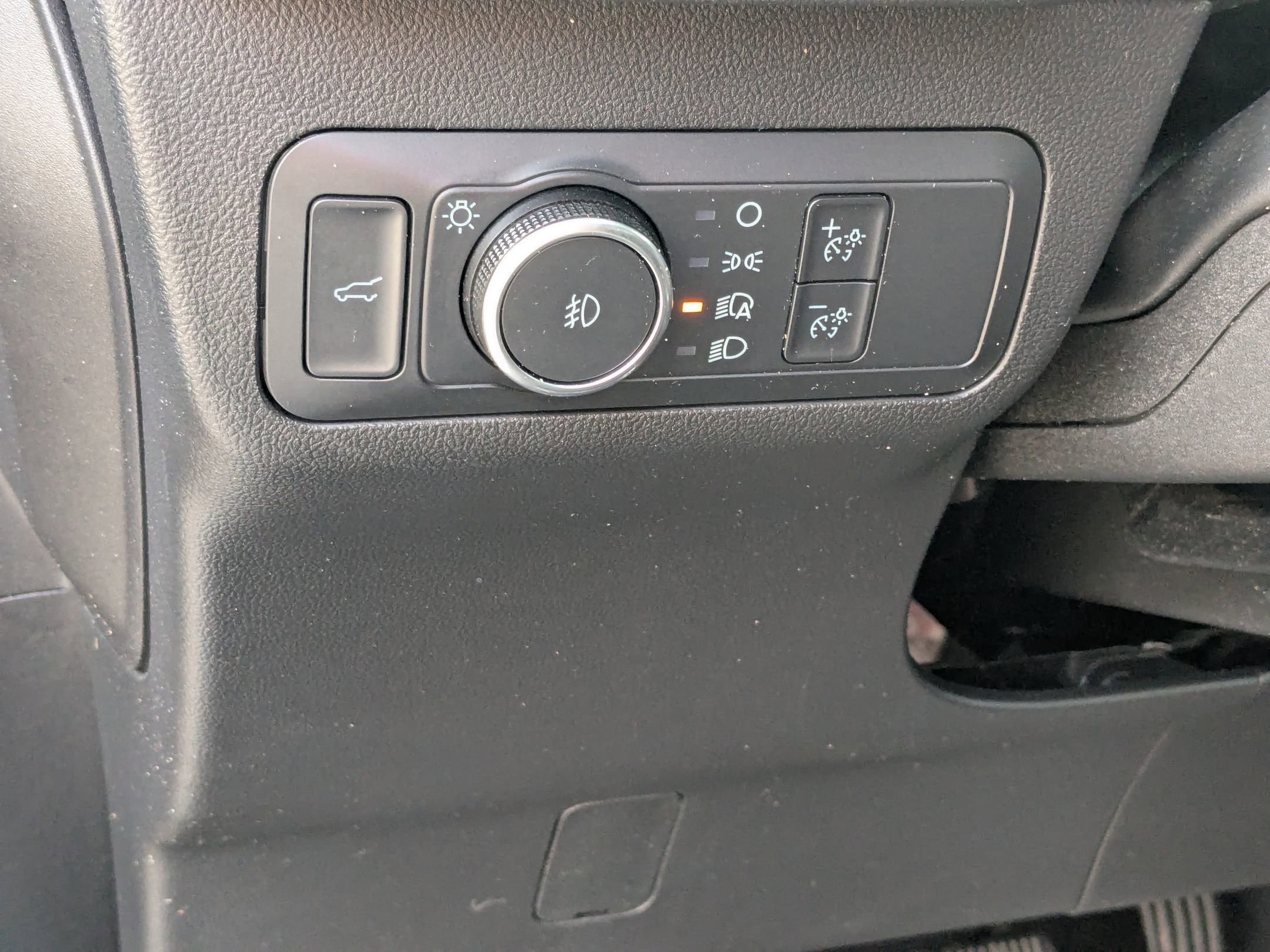 Certified 2022 Ford Escape SEL image 16