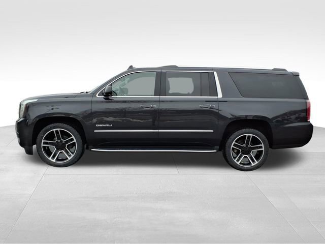 Used 2020 GMC Yukon XL Denali w/ Open Road Package image 3