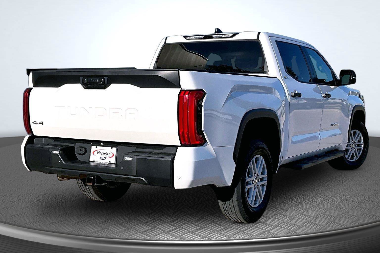 Used 2024 Toyota Tundra SR5 w/ SR5 Convenience Package AWD/4WD image 2