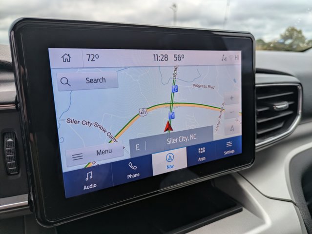 Certified 2022 Ford Explorer XLT w/ Equipment Group 202A image 25