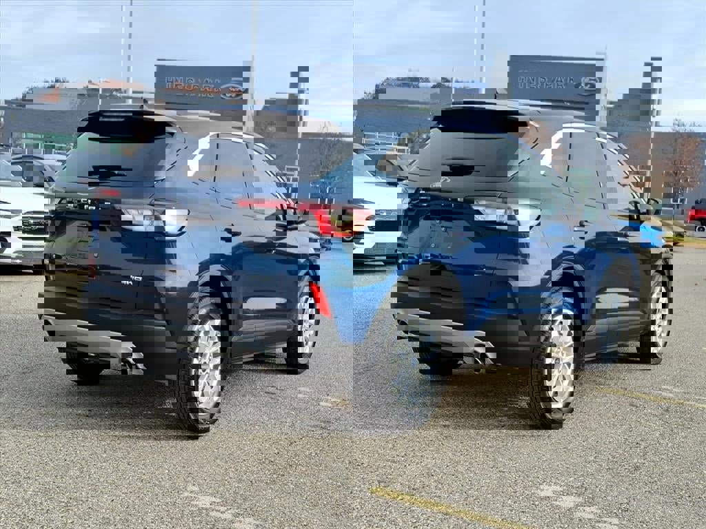 Certified 2020 Ford Escape SE image 5