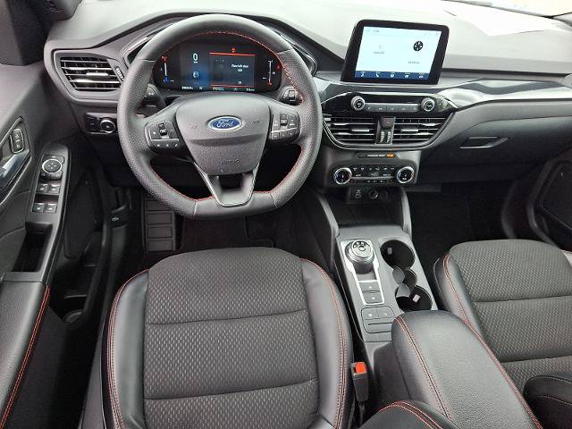 Certified 2025 Ford Escape ST-Line Select AWD/4WD image 11