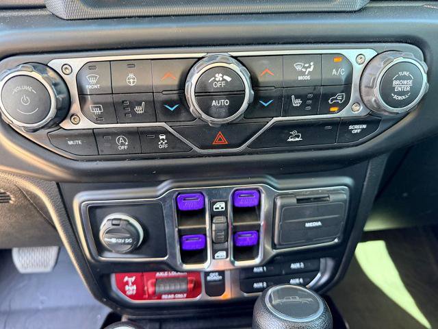 Used 2022 Jeep Gladiator Mojave w/ Cold Weather Group AWD/4WD image 15