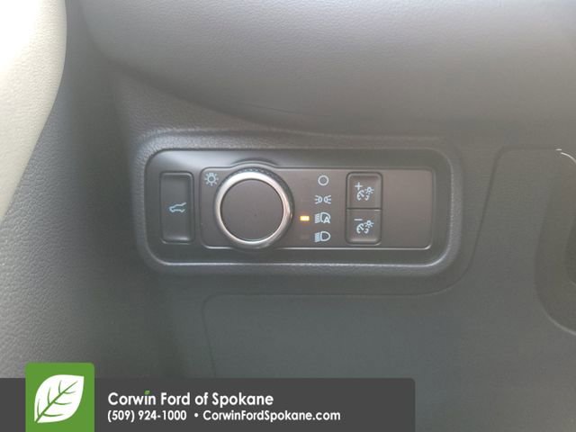 Certified 2025 Ford Explorer Active AWD/4WD image 27
