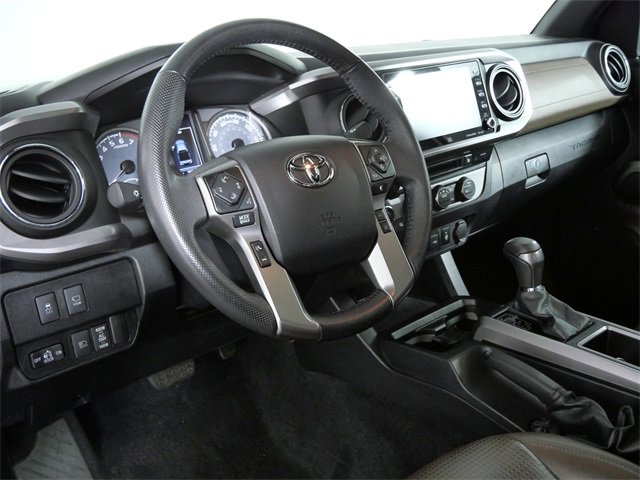 Used 2021 Toyota Tacoma Limited image 17