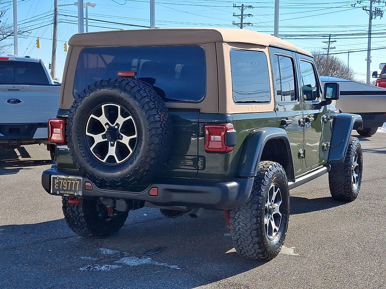 Used 2022 Jeep Wrangler Unlimited Rubicon w/ Steel Bumper Group image 7