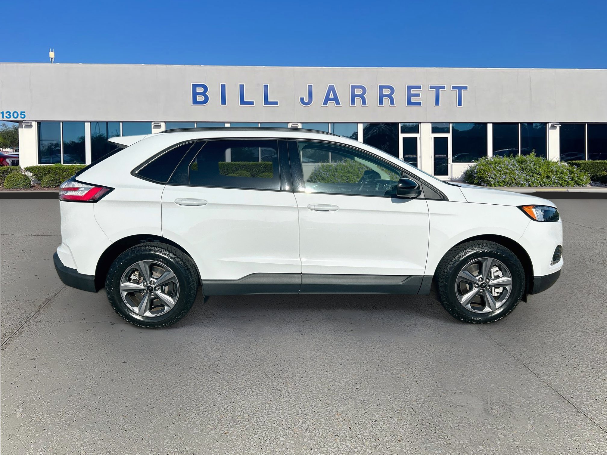 Certified 2024 Ford Edge SEL w/ Sport Appearance Package AWD/4WD image 8