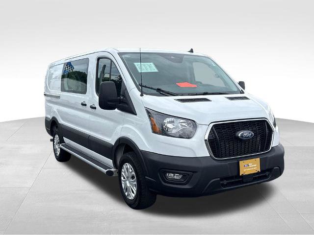 Certified 2025 Ford Transit 250 Low Roof w/ Exterior Upgrade Package RWD image 5