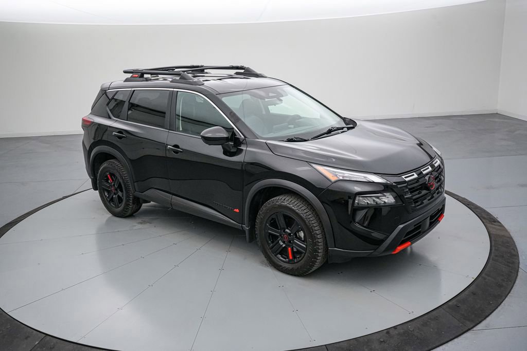 Used 2025 Nissan Rogue SV image 8