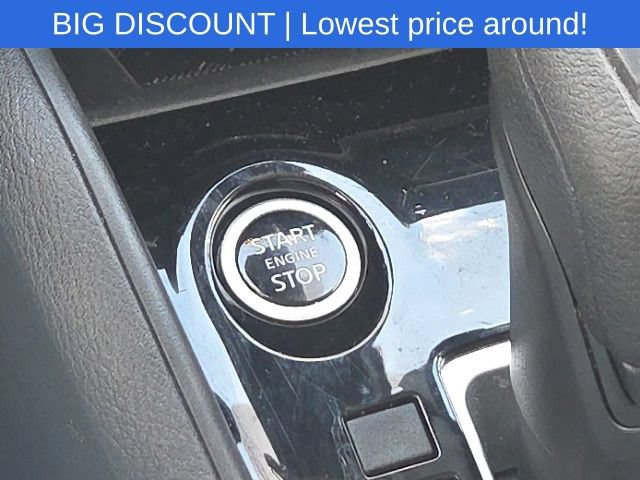Used 2024 Nissan Versa SV FWD image 37