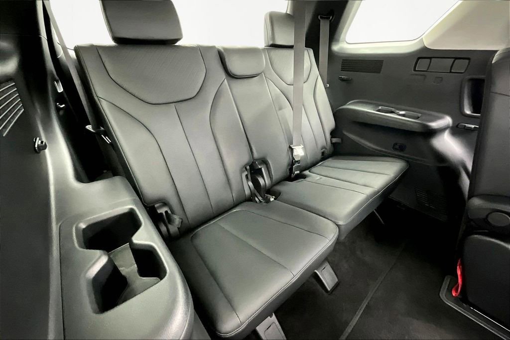 Used 2025 Hyundai Palisade SEL image 28