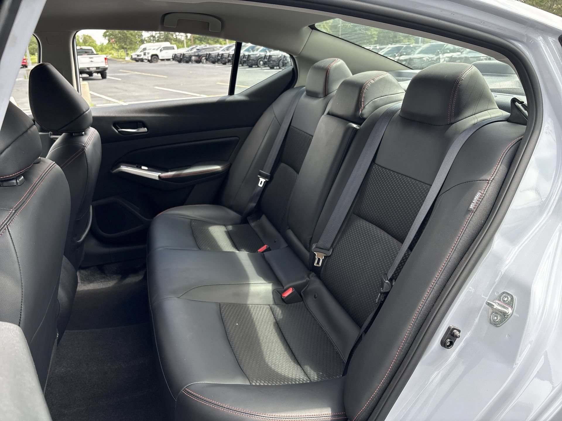 Used 2025 Nissan Altima 2.5 SR AWD/4WD image 17
