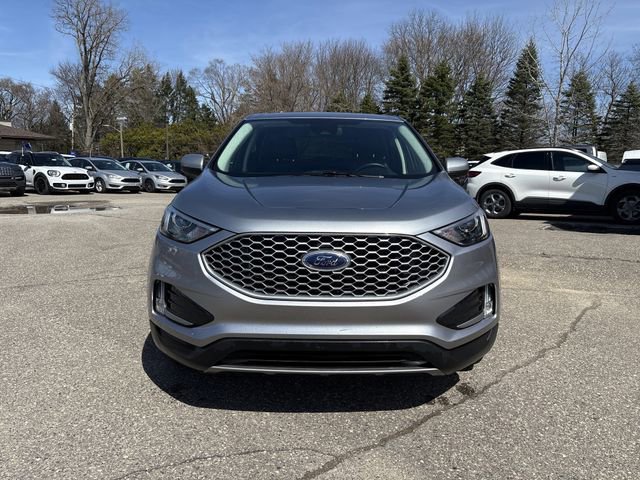 Certified 2023 Ford Edge SEL w/ Convenience Package image 2