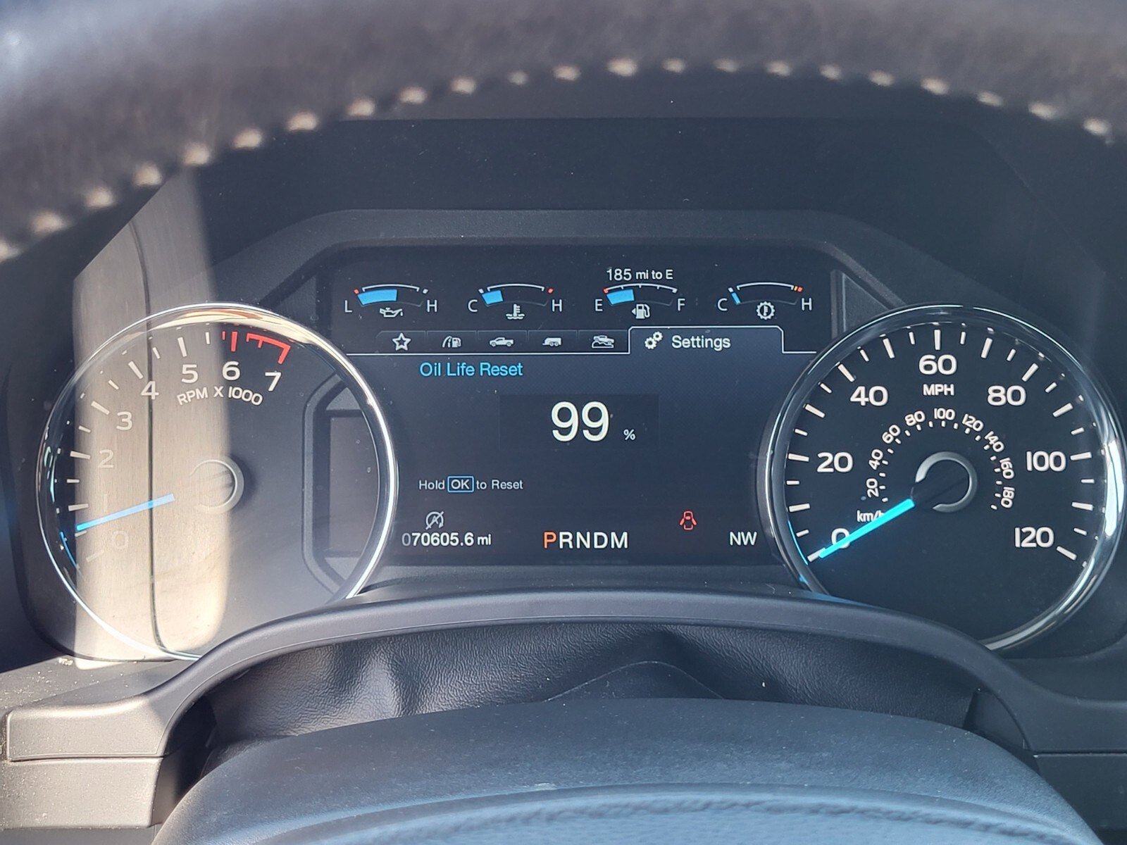 Certified 2019 Ford F150 Lariat w/ Equipment Group 502A Luxury image 30