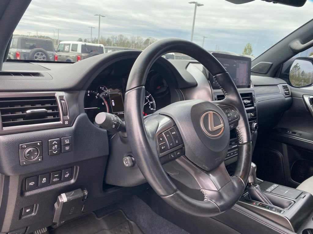 Used 2023 Lexus GX 460 w/ Black Line Special Edition image 9