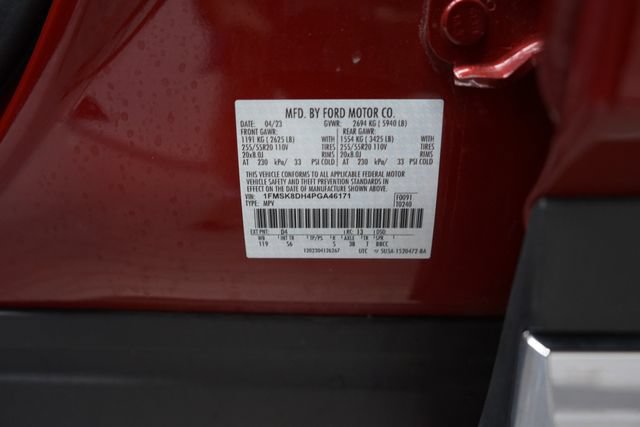 Certified 2023 Ford Explorer XLT w/ Equipment Group 202A AWD/4WD image 19