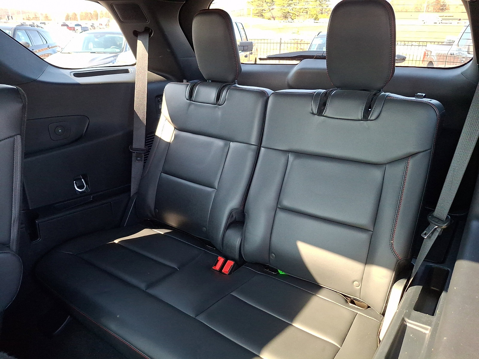 Certified 2025 Ford Explorer ST-Line w/ Premium Package AWD/4WD image 11