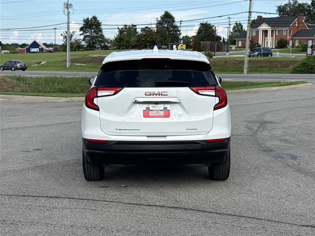 Used 2024 GMC Terrain SLE AWD/4WD image 6