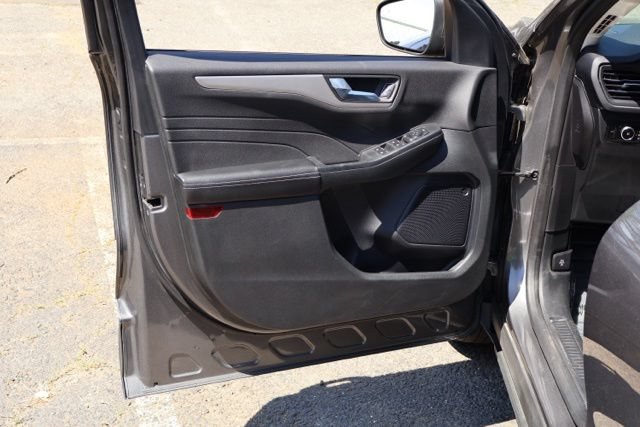 Certified 2022 Ford Escape SEL AWD/4WD image 8