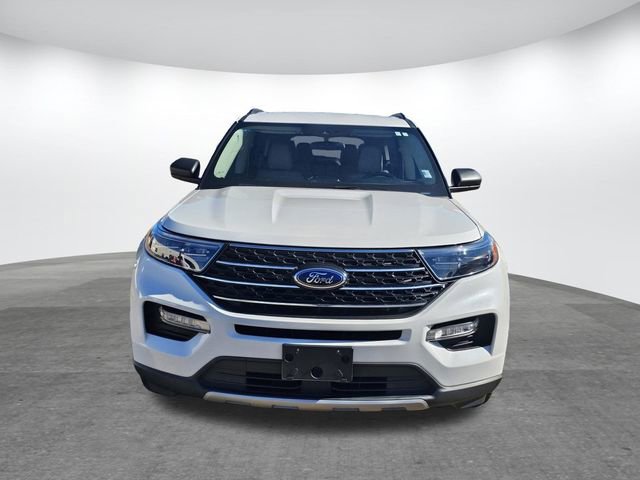 Certified 2023 Ford Explorer XLT w/ Equipment Group 202A image 2
