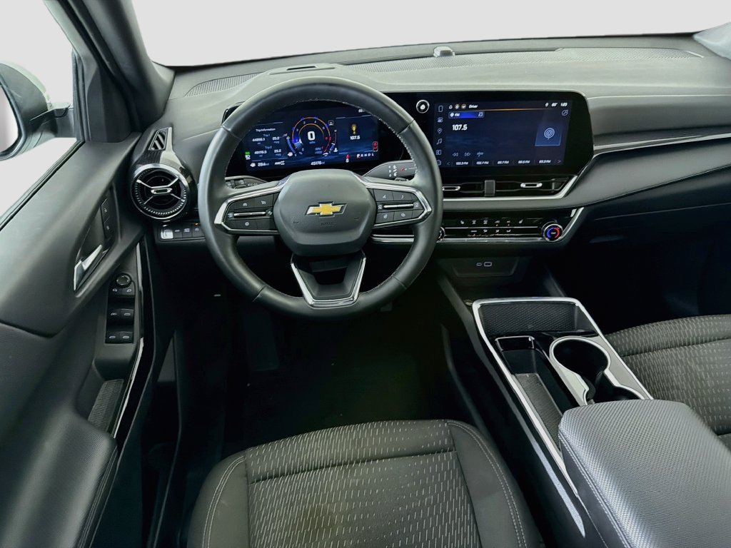 Used 2025 Chevrolet Equinox LT AWD/4WD image 26