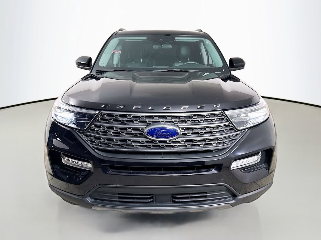 Certified 2023 Ford Explorer XLT w/ Equipment Group 202A image 7