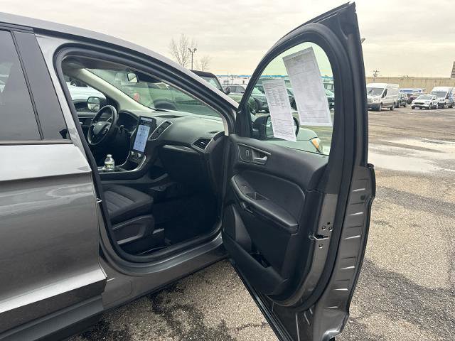 Certified 2022 Ford Edge SE image 7