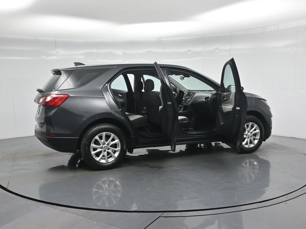 Used 2019 Chevrolet Equinox LS image 34