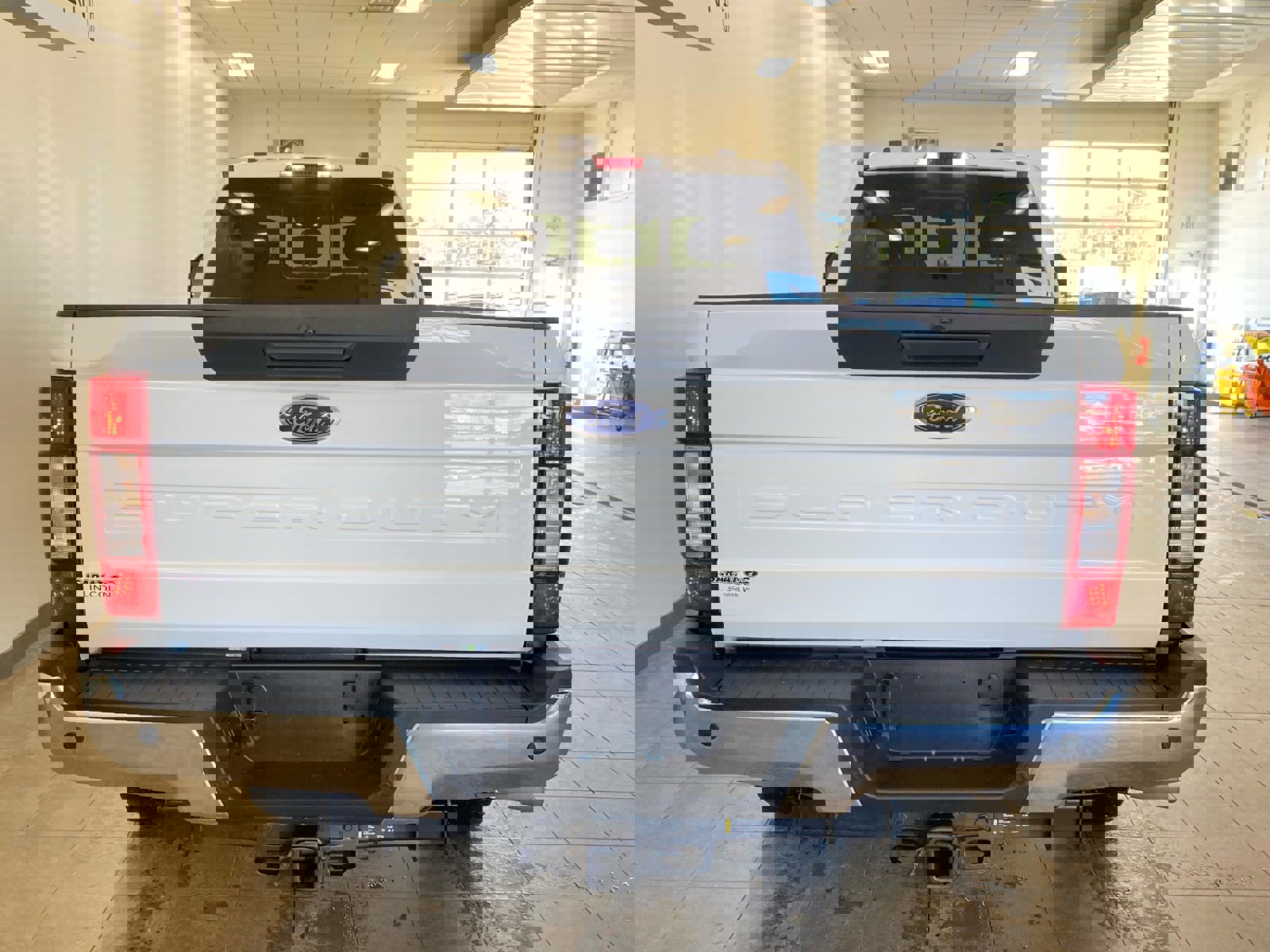 Certified 2022 Ford F350 XLT w/ XLT Value Package image 3