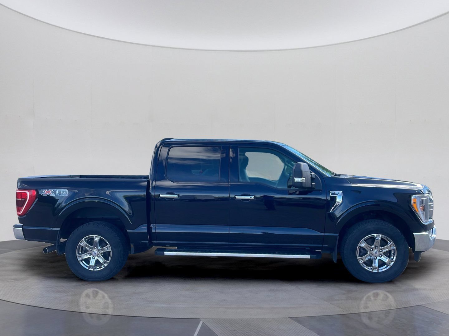 Certified 2022 Ford F150 XLT w/ Equipment Group 302A High AWD/4WD image 9