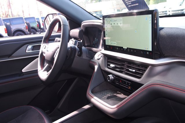 Certified 2025 Ford Explorer ST AWD/4WD image 10