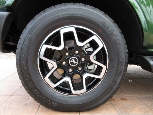 Certified 2025 Ford Bronco Outer Banks image 9