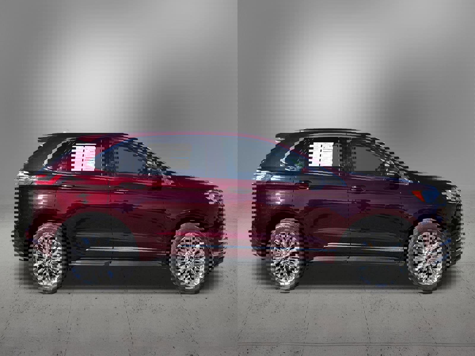 Certified 2022 Ford Edge Titanium w/ Equipment Group 301A image 6