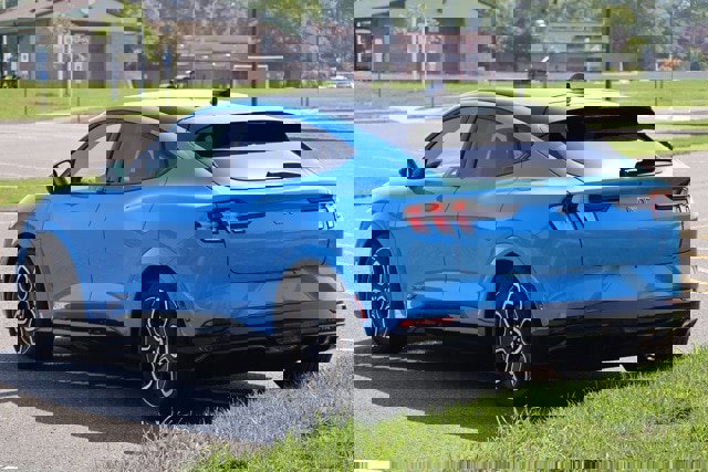 Certified 2022 Ford Mustang Mach-E GT image 6