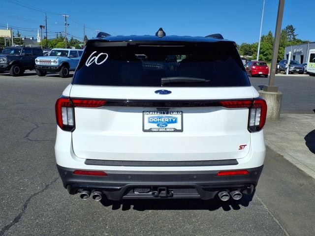 Certified 2025 Ford Explorer ST AWD/4WD image 7