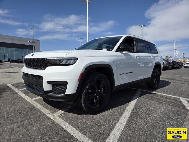 Used 2021 Jeep Grand Cherokee L Laredo AWD/4WD image 3