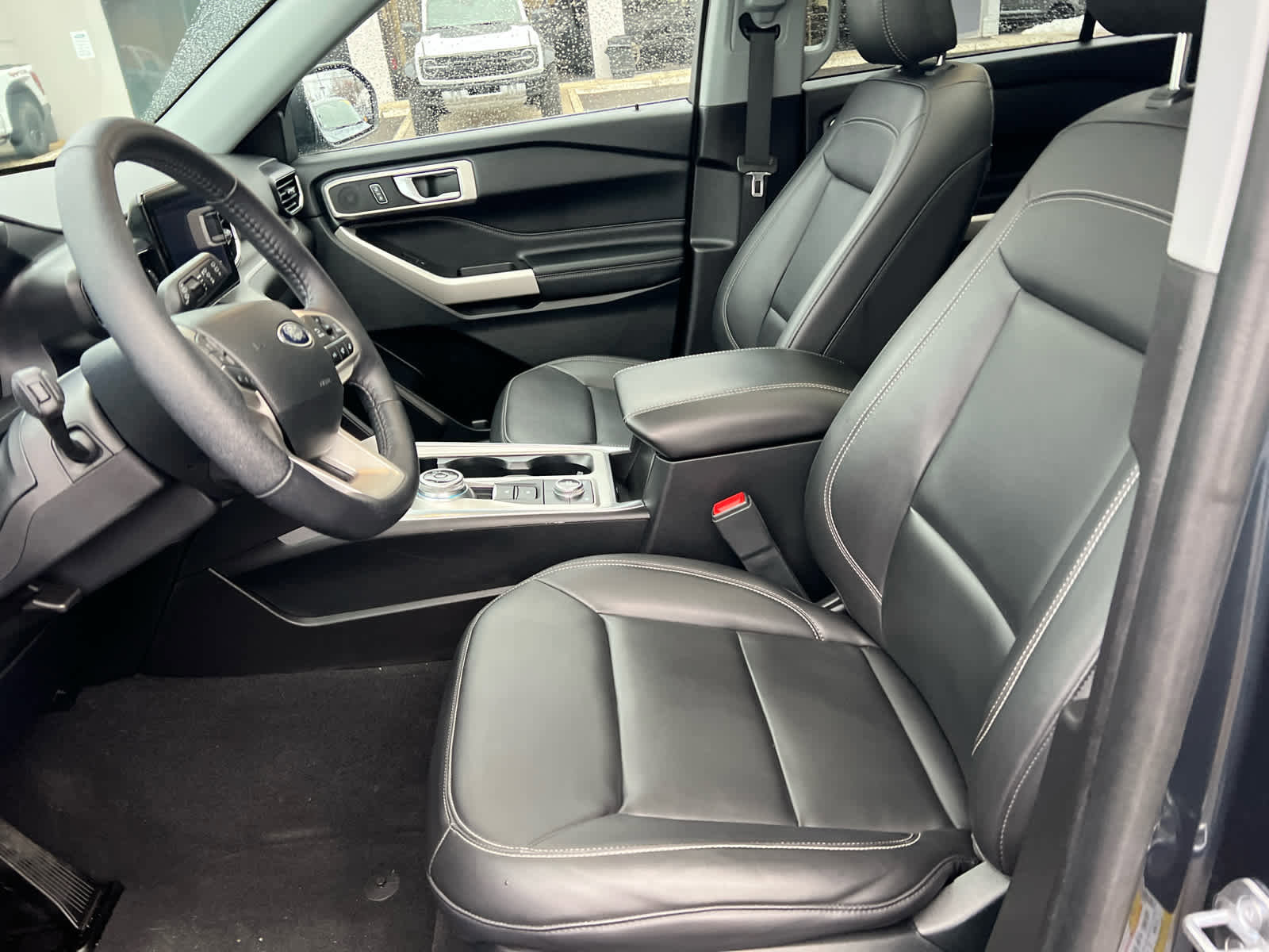 Certified 2023 Ford Explorer XLT w/ Equipment Group 202A image 12