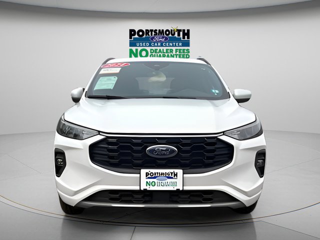 Certified 2024 Ford Escape ST-Line Select w/ Tech Pack #1 AWD/4WD image 9