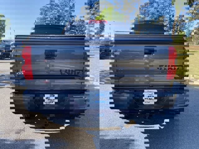 Used 2018 Toyota Tundra Limited w/ Limited Premium Package AWD/4WD image 4