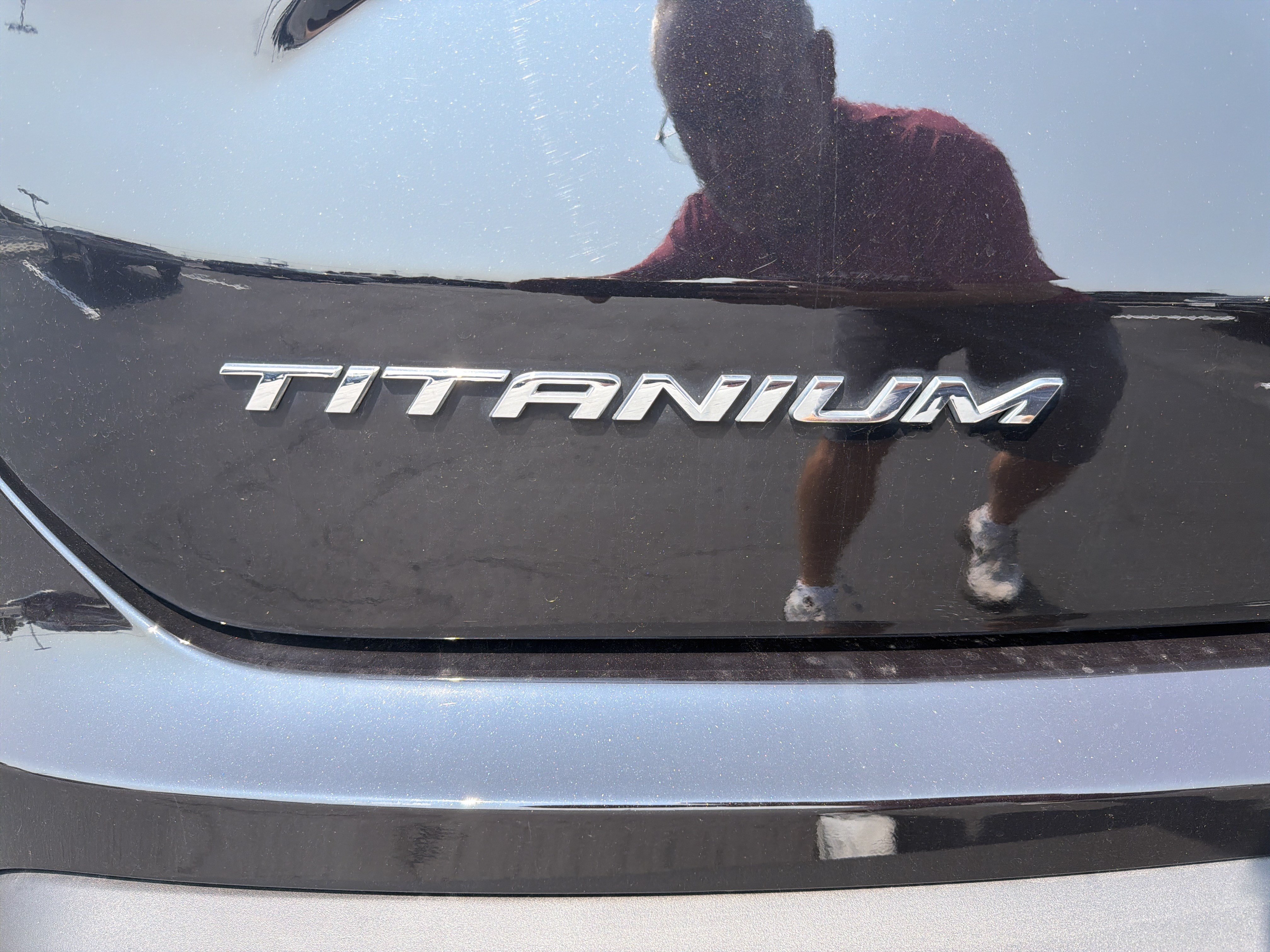 Certified 2024 Ford Edge Titanium AWD/4WD image 12
