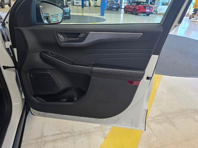 Certified 2023 Ford Escape Active AWD/4WD image 20