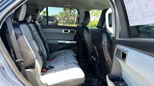 Certified 2021 Ford Explorer XLT w/ Equipment Group 202A AWD/4WD image 13