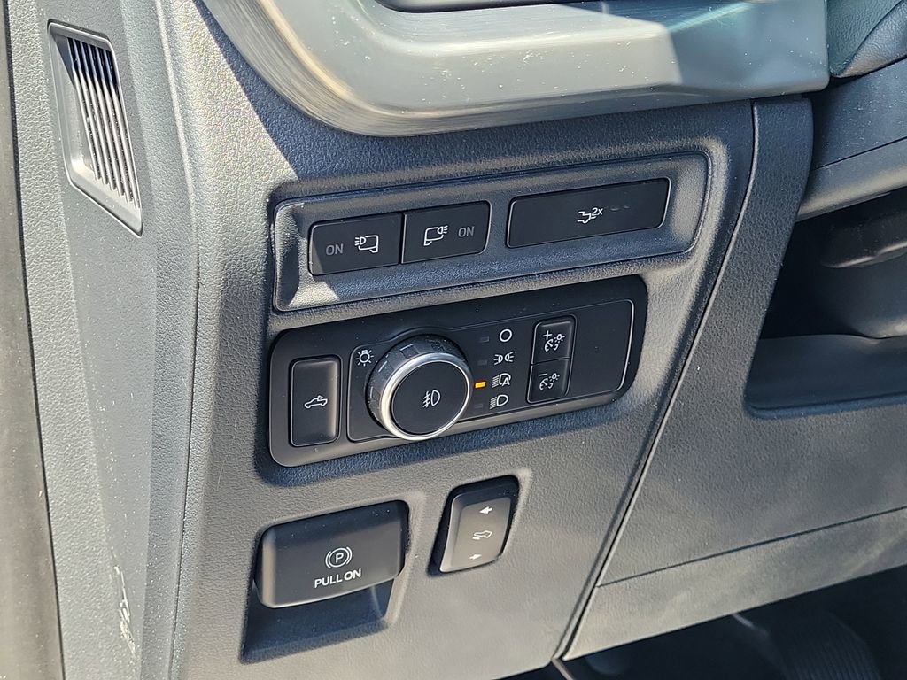 Certified 2022 Ford F150 Lariat AWD/4WD image 24