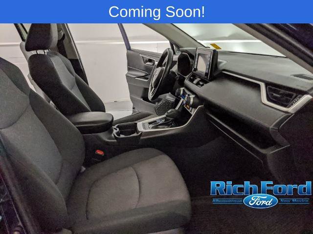 Used 2019 Toyota RAV4 XLE w/ Convenience Package image 21