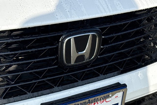 Used 2025 Honda Accord Sport image 35