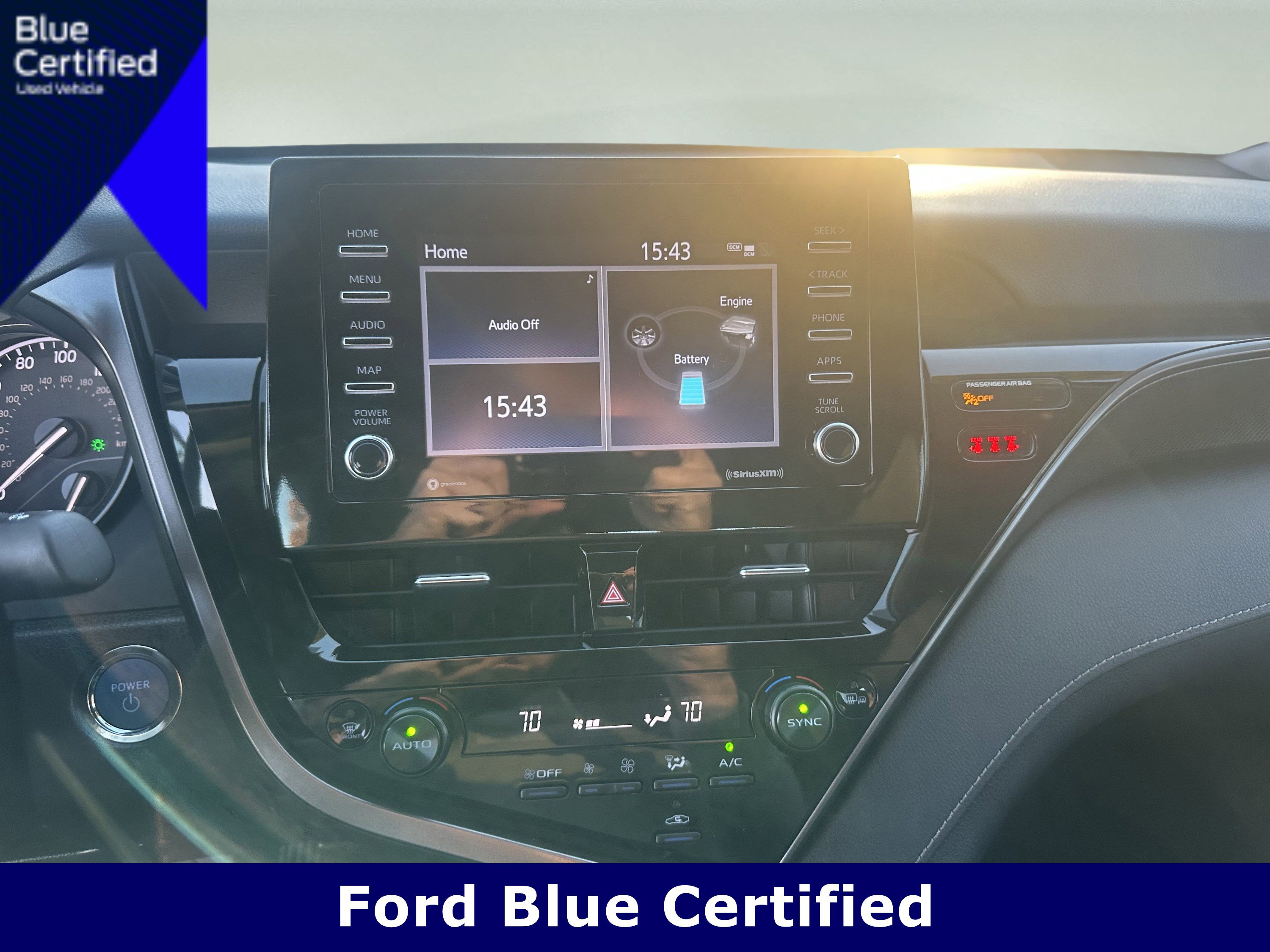 Used 2024 Toyota Camry SE image 14